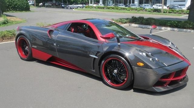 ��ɫ���� ��̨������Huayra��������