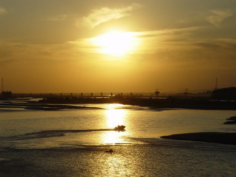 伊犁河